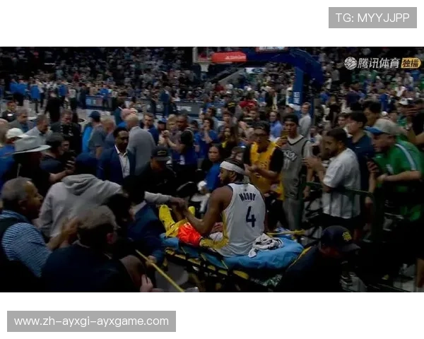 无对抗受伤警钟穆迪膝盖变形重伤分析转播信号切断事件全记录